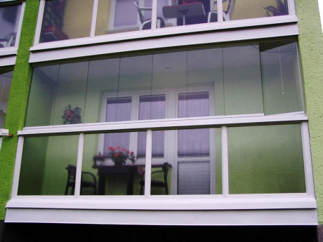 kvalitní zasklívání balkónů