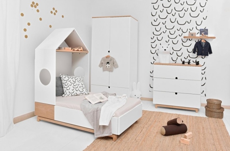 Dětský sektorový nábytek v bílé barvě