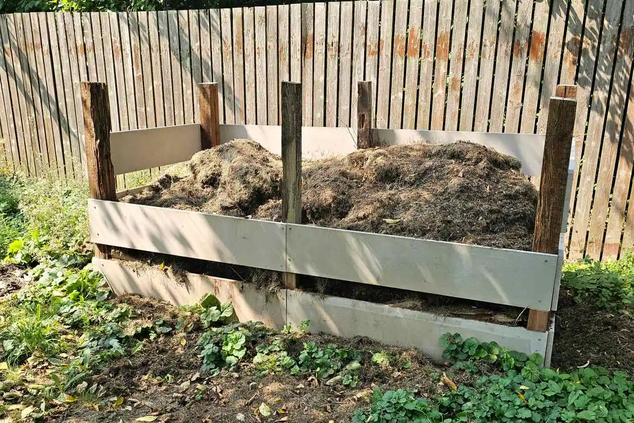 kvasnice jako rychlý urychlovač kompostu