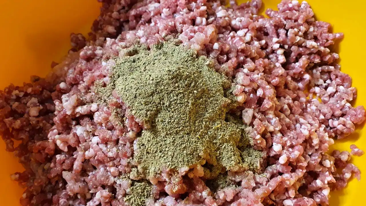 Smíchání prátu s kořením