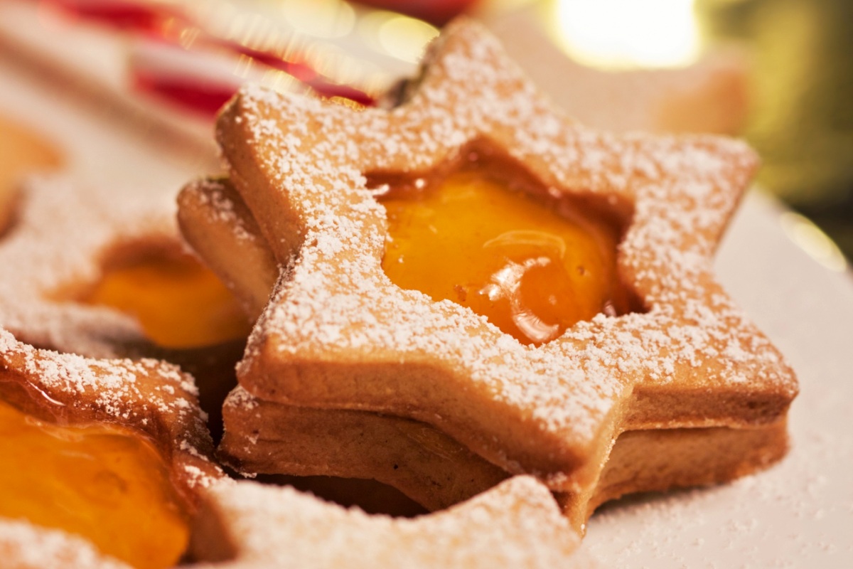 Domácí linecké těsto - detail upečeného cukroví