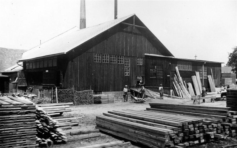 Pila v Lesonicích - foto z roku 1940