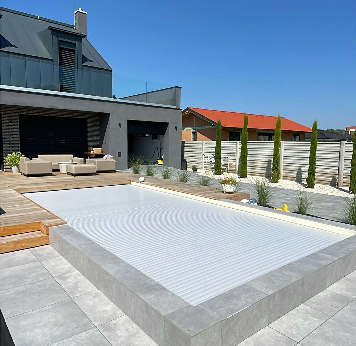 Lamelové zakrytí bazénů