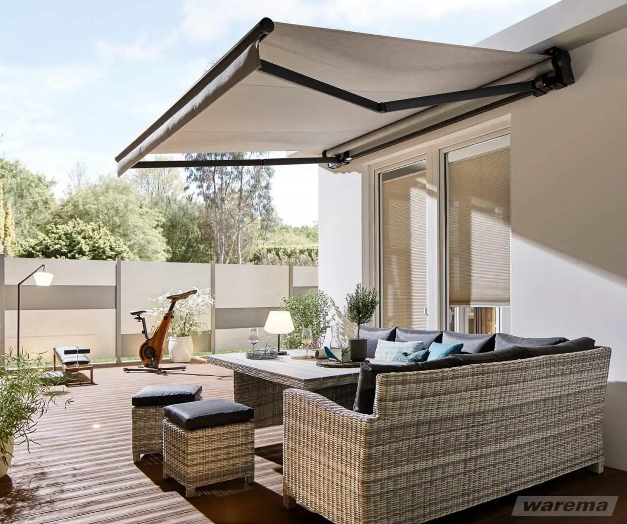 Venkovní stínění terasy