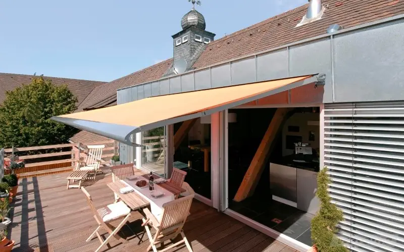 Venkovní stínění terasy