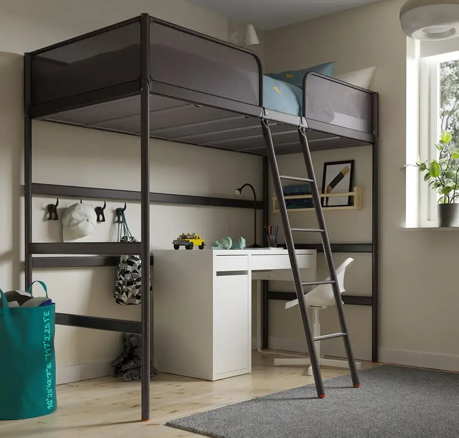 Patrové postele/palandy do dětského pokoje