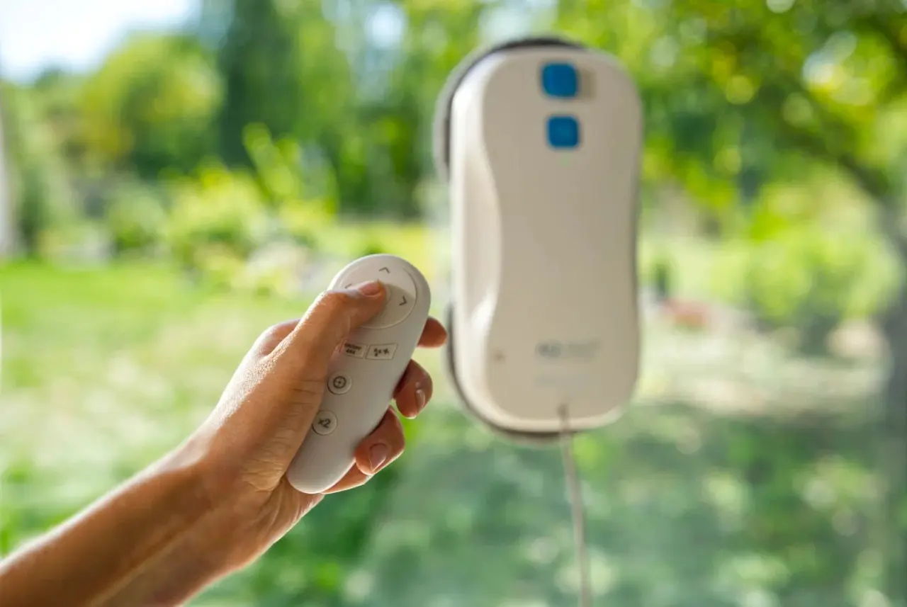 Robotické čističe oken