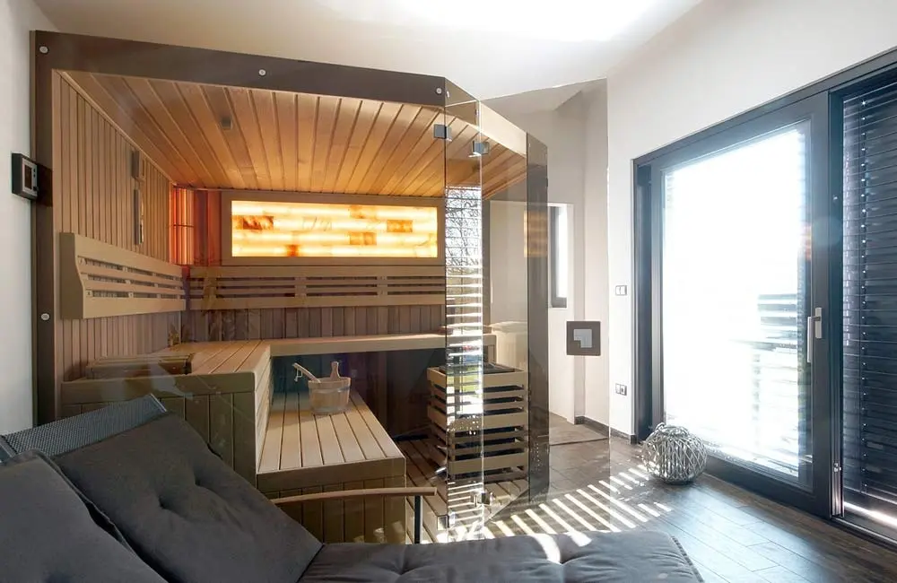 Prosklená sauna z kanadského cedru