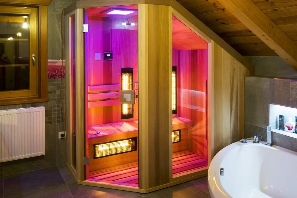 Infrasauna Grand Vitae s celospektrálními infrazářiči Vitae