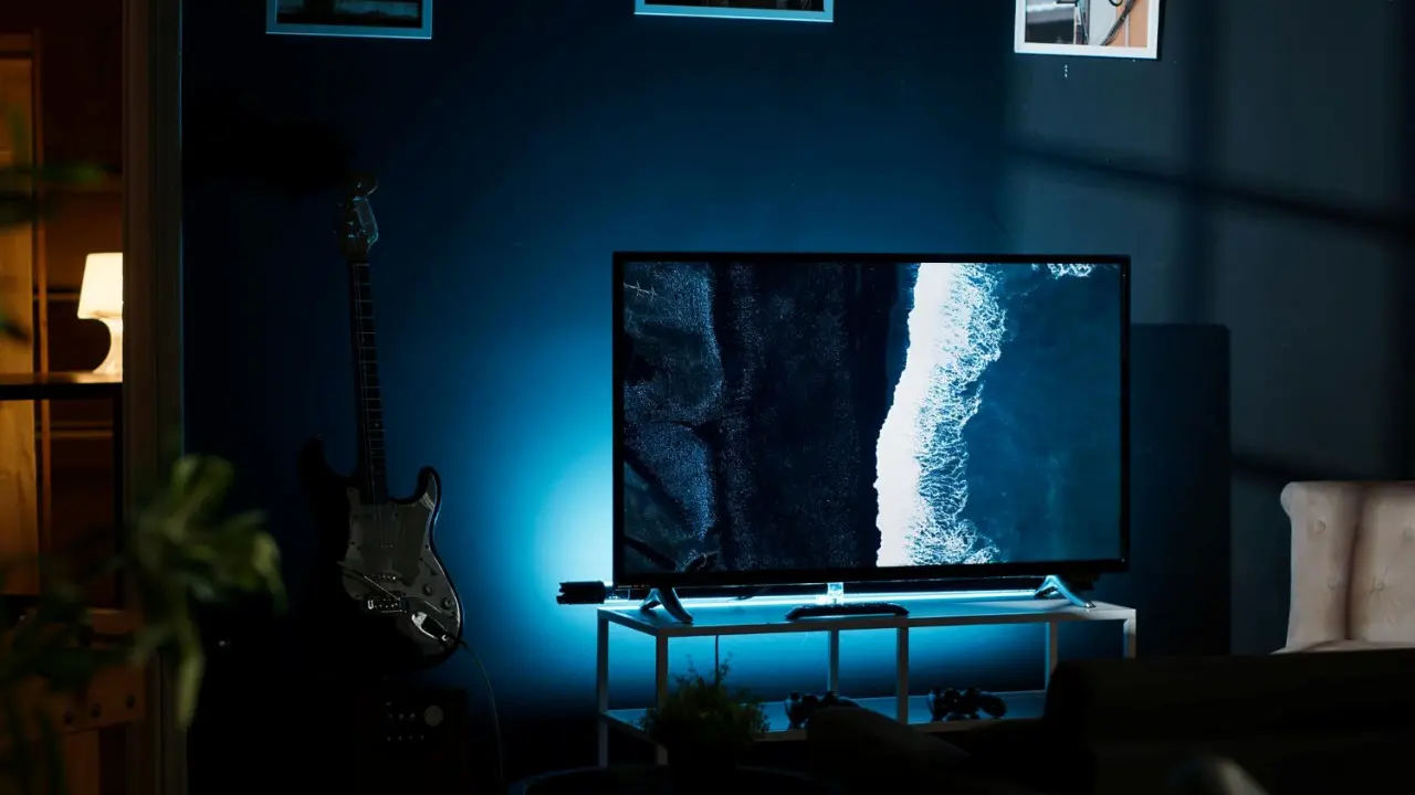 Televize versus projektor