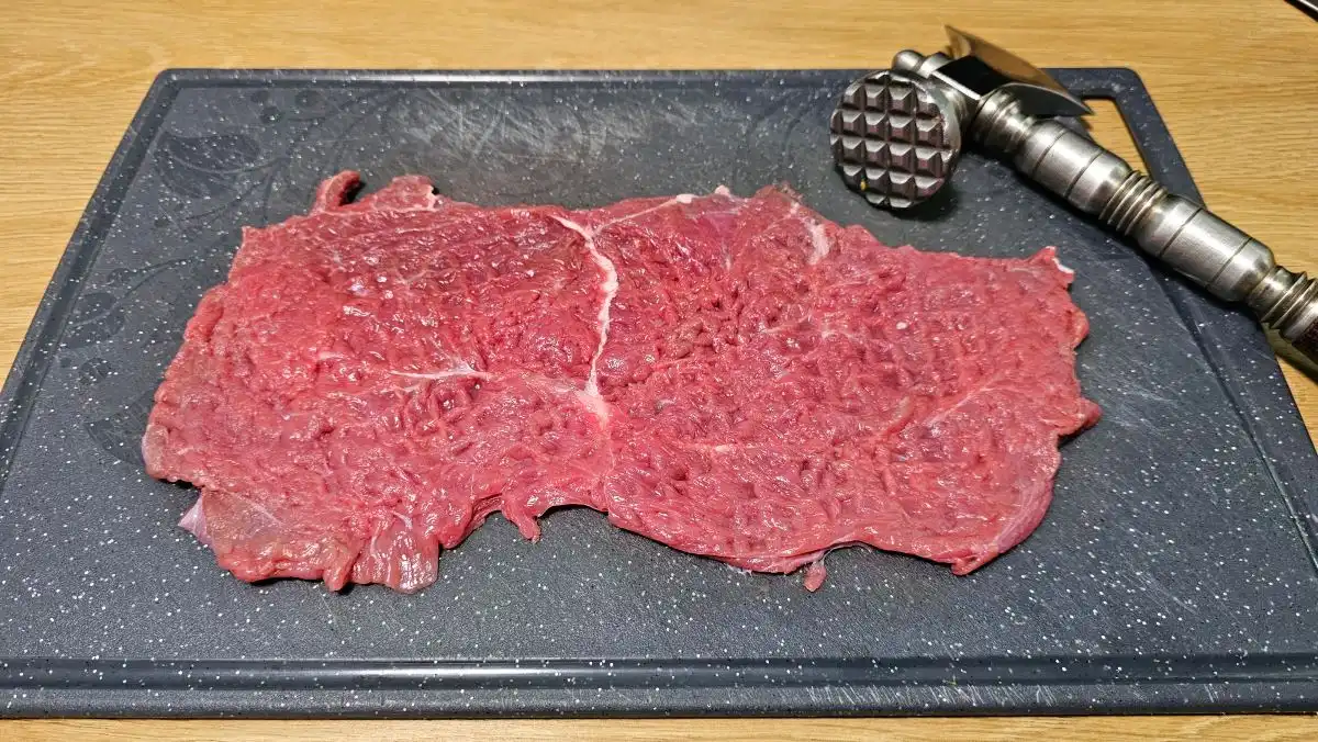 rozklepané hovězí maso na španělského ptáčka
