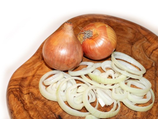 Cibule v boji proti nemocem – připravte si cibulový sirup nebo čaj