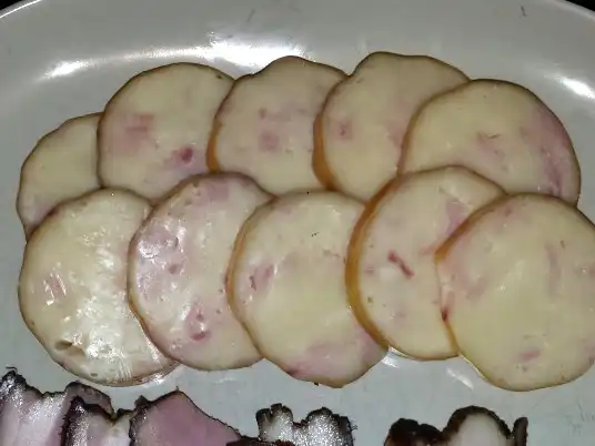 Jak správně udit sýry v domácí udírně