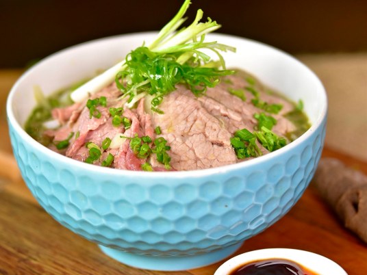 Pho bo - recept na tradiční vietnamskou polévku