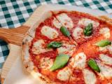 Neapolská pizza s historií - pizza Margherita a pizza Marinara
